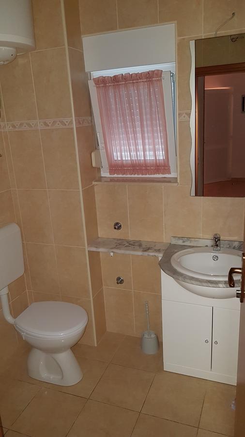 Готель Apartman Jukic Маріна Екстер'єр фото